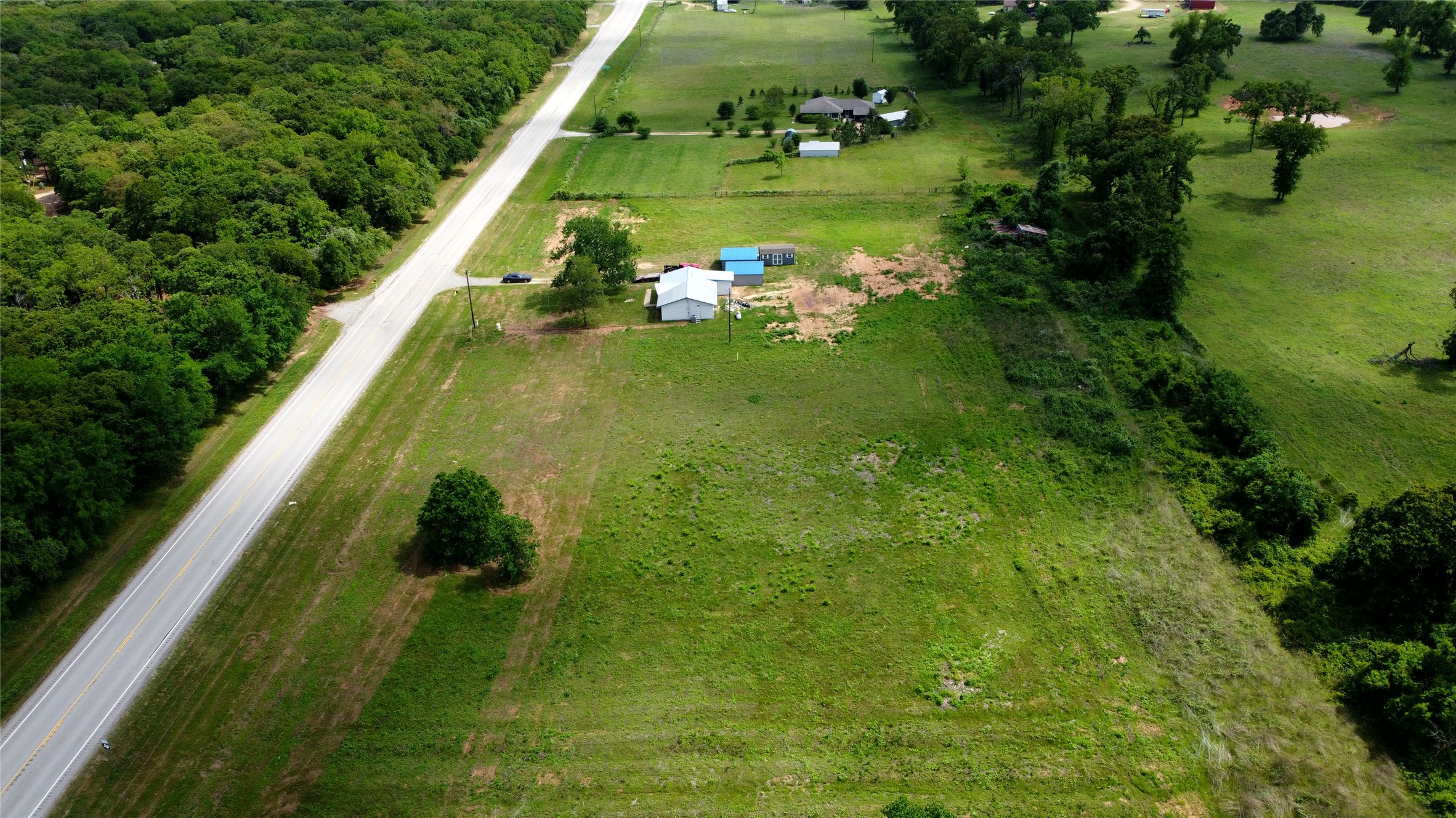 2519 Fm 2027 Lott TX 76656