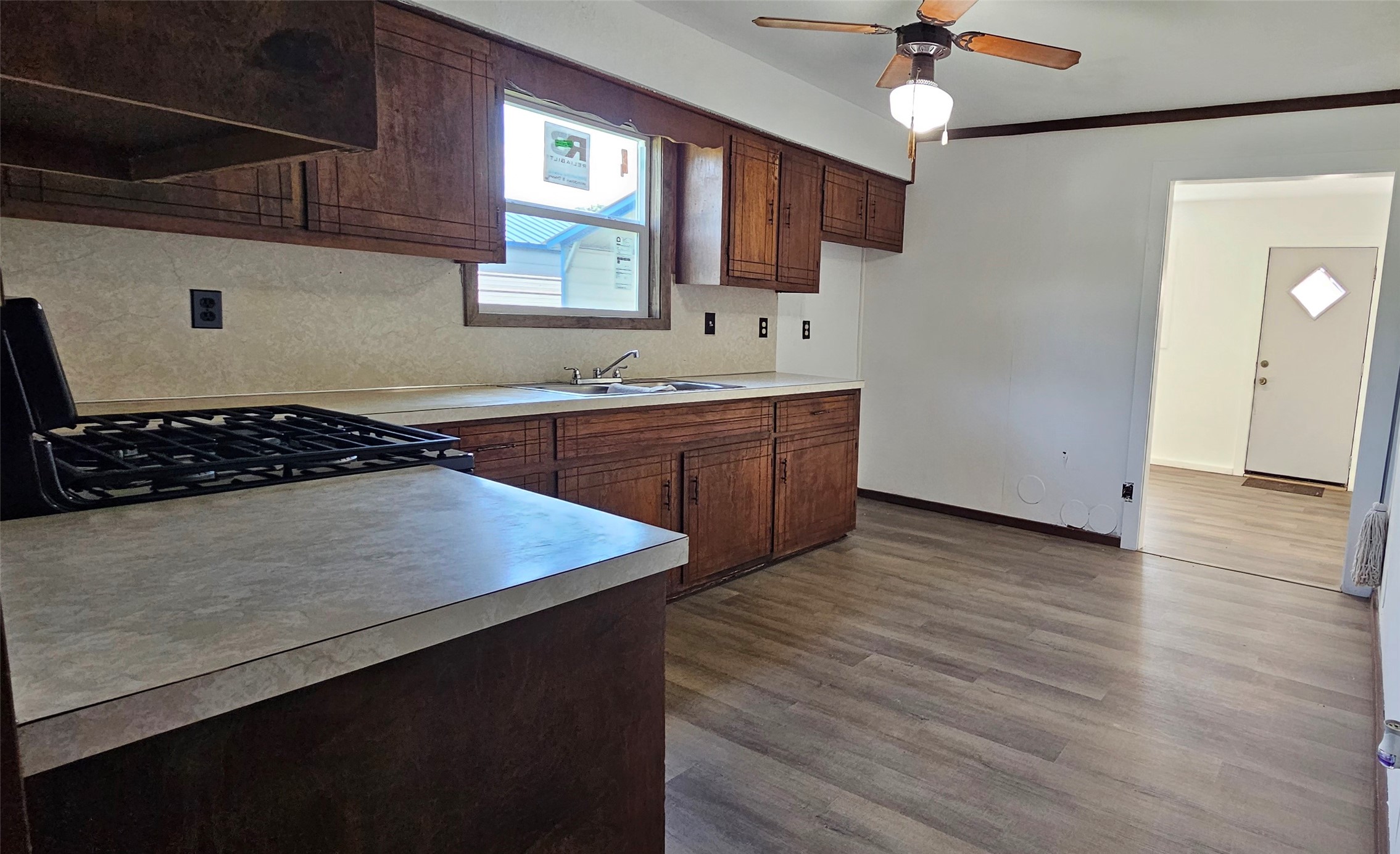 2519 Fm 2027 Lott TX 76656