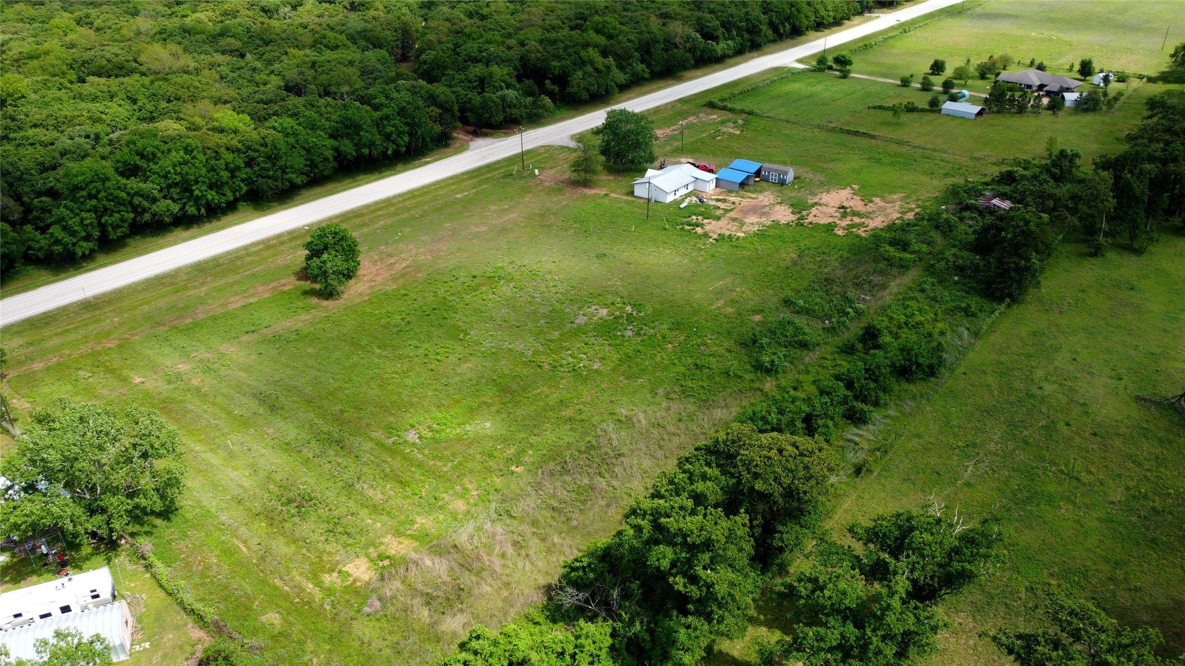 2519 Fm 2027 Lott TX 76656