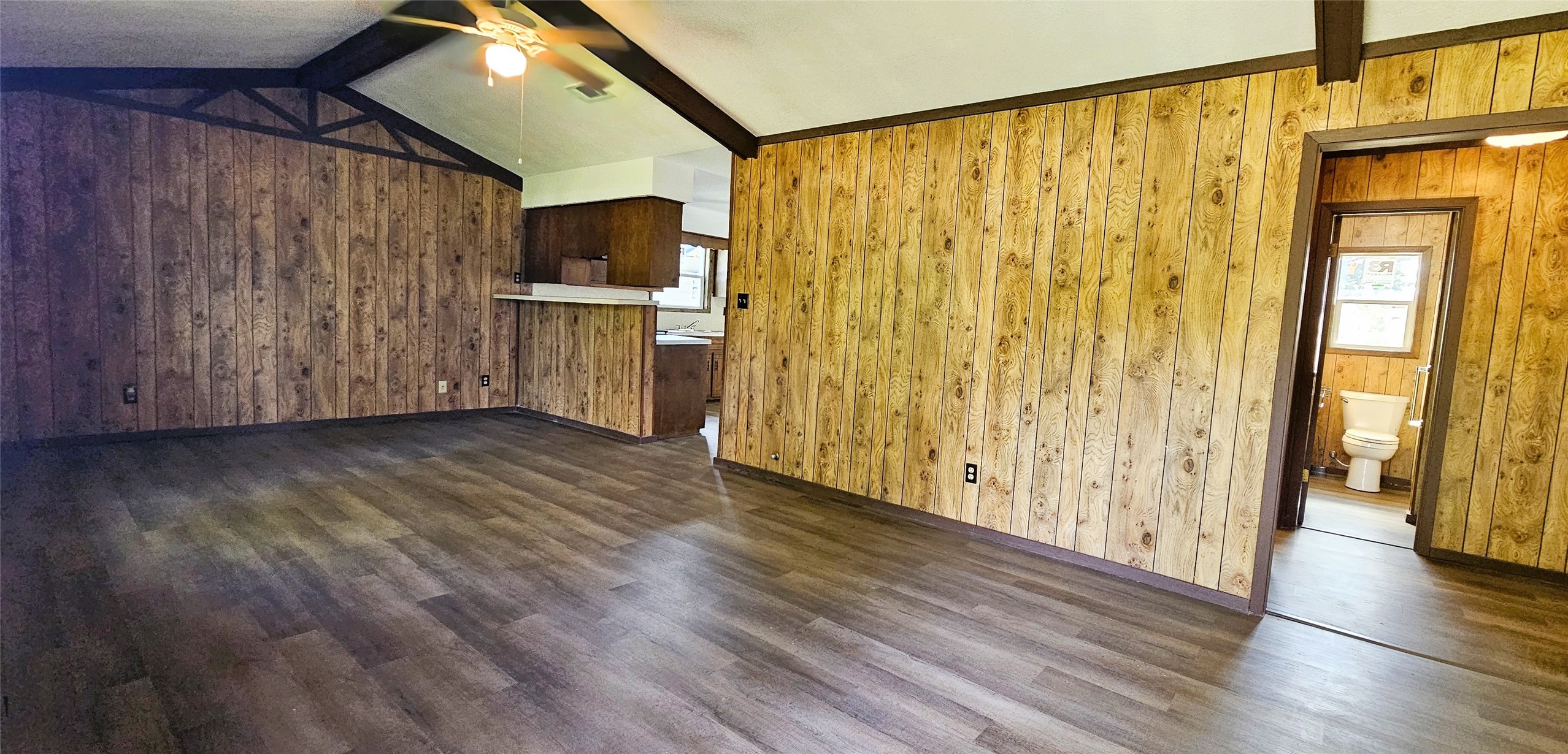 2519 Fm 2027 Lott TX 76656
