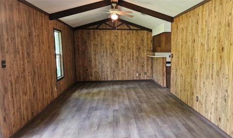 2519 Fm 2027 Lott TX 76656