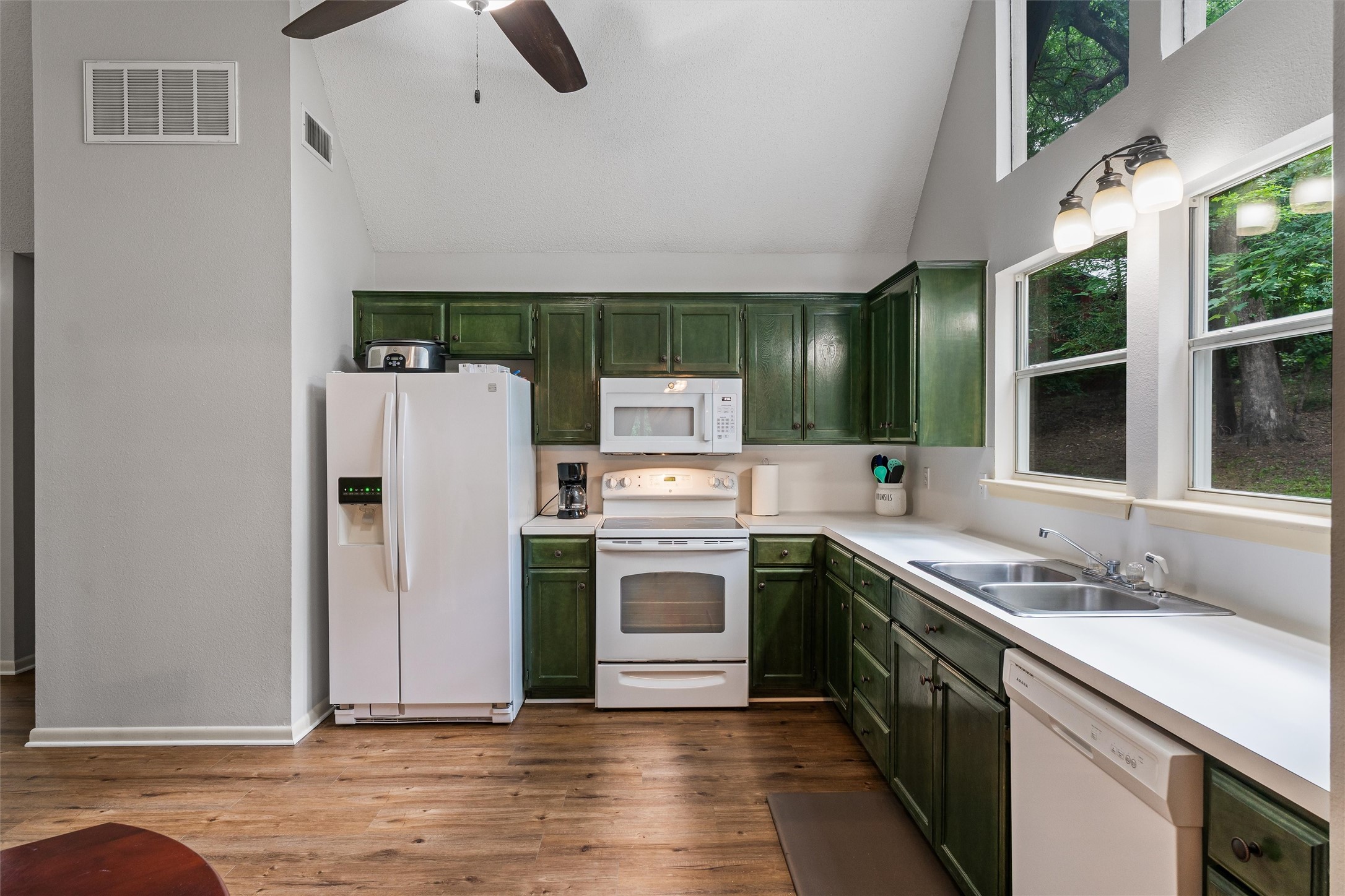 178 Butternut Glen Holly Lake Ranch TX 75765