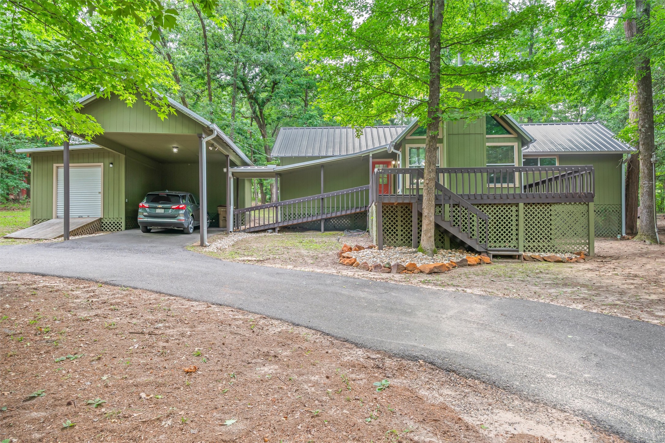178 Butternut Glen Holly Lake Ranch TX 75765