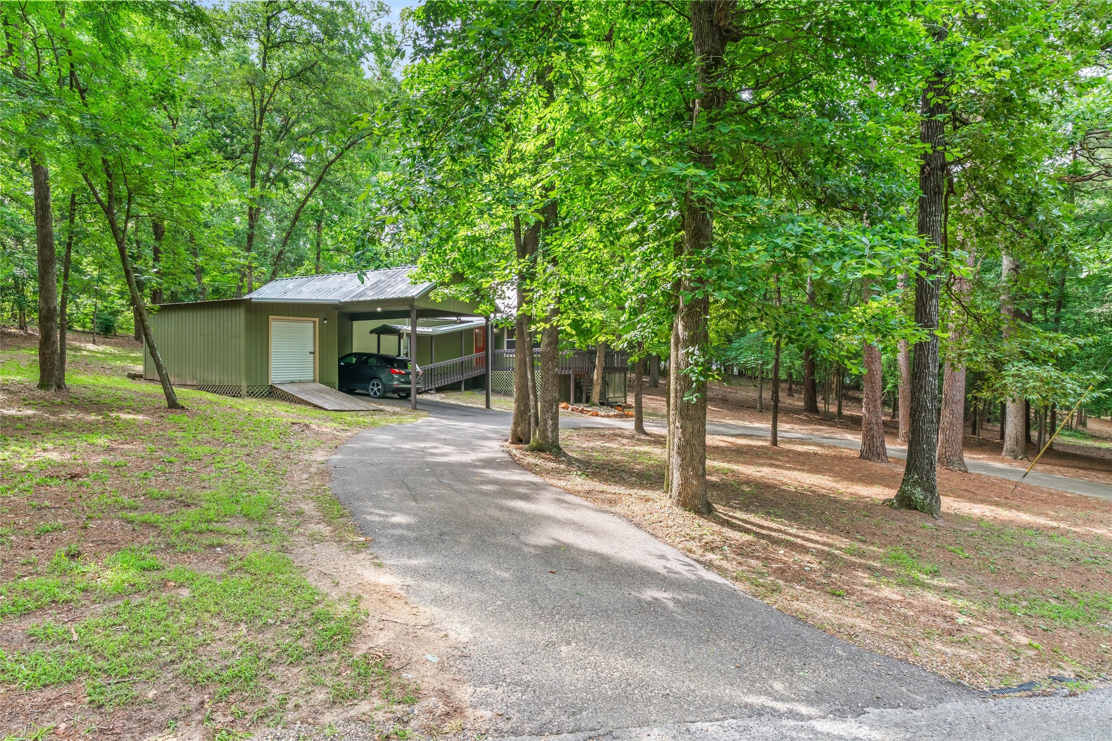 178 Butternut Glen Holly Lake Ranch TX 75765