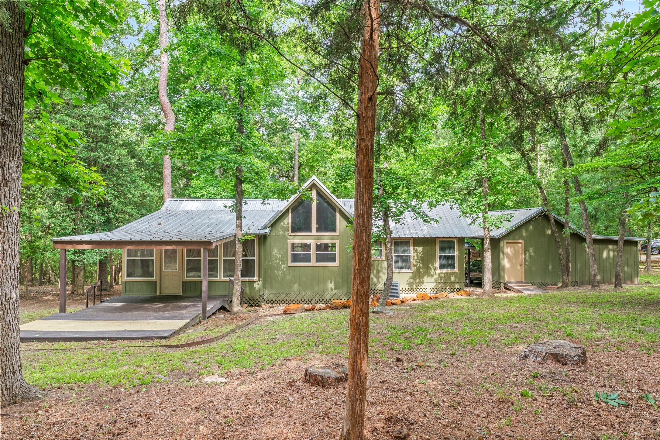 178 Butternut Glen Holly Lake Ranch TX 75765
