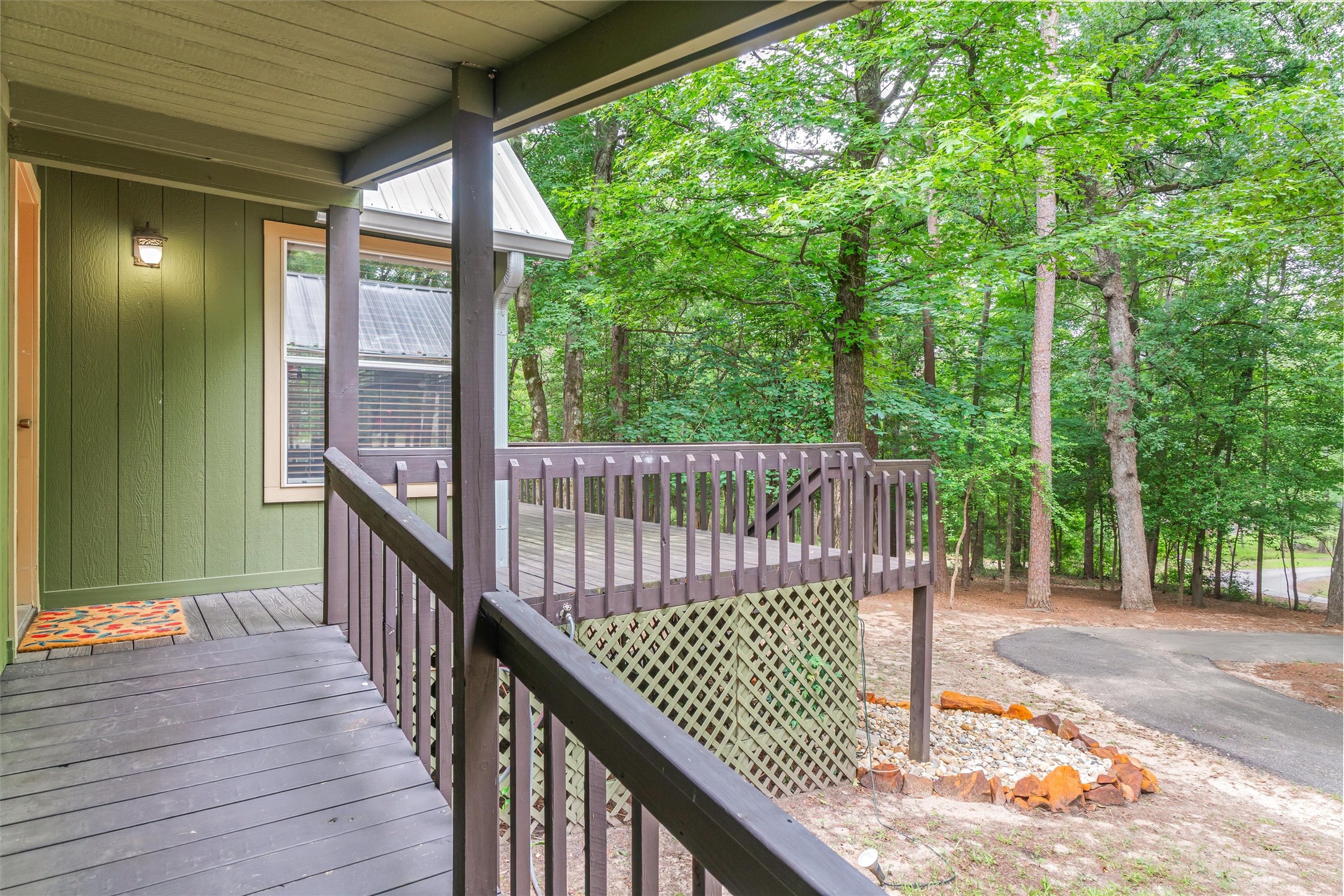 178 Butternut Glen Holly Lake Ranch TX 75765