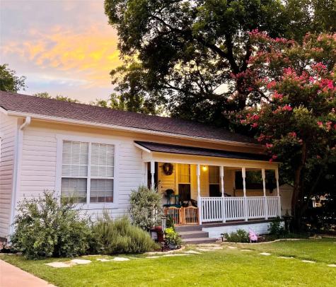 318 S Walnut Street Weatherford TX 76086
