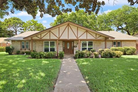 1705 Wellington Court Arlington TX 76013