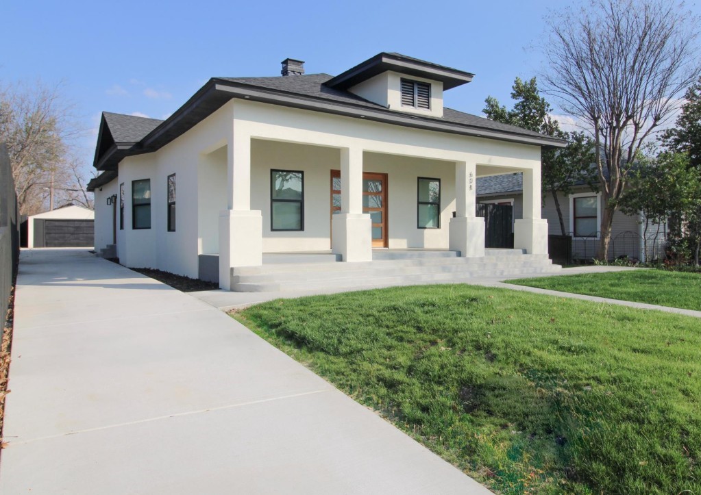 608 S Brighton Avenue Dallas TX 75208