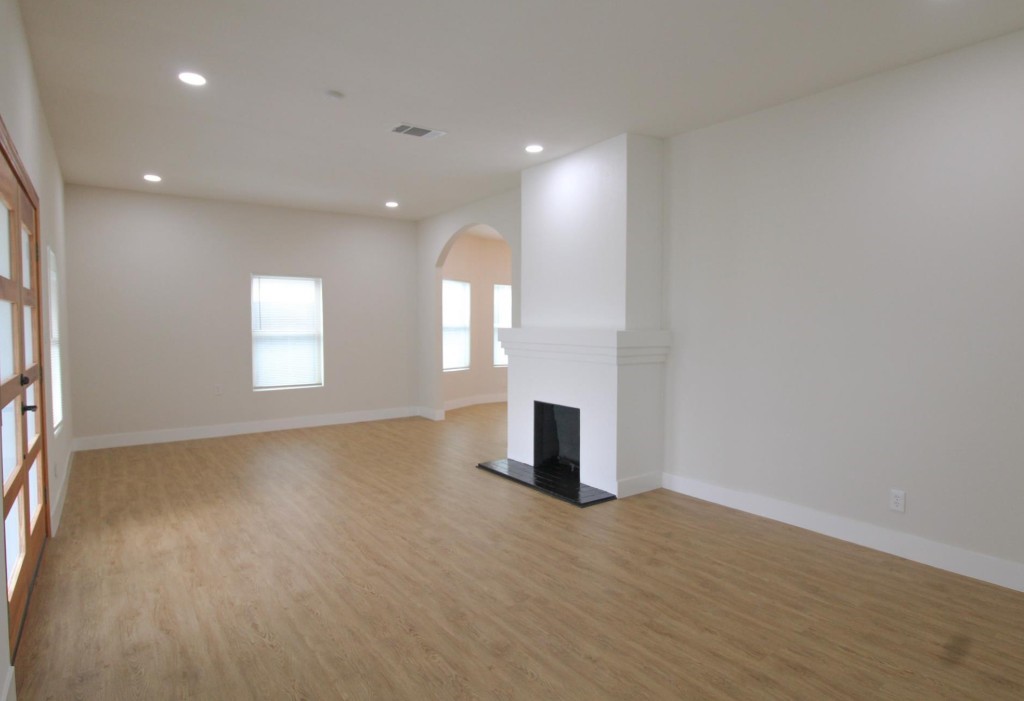 608 S Brighton Avenue Dallas TX 75208