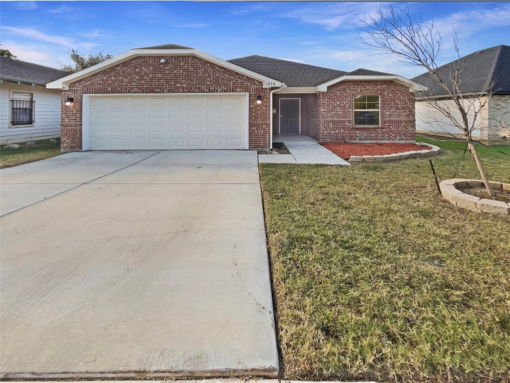 1016 Elmwood Avenue Fort Worth TX 76104