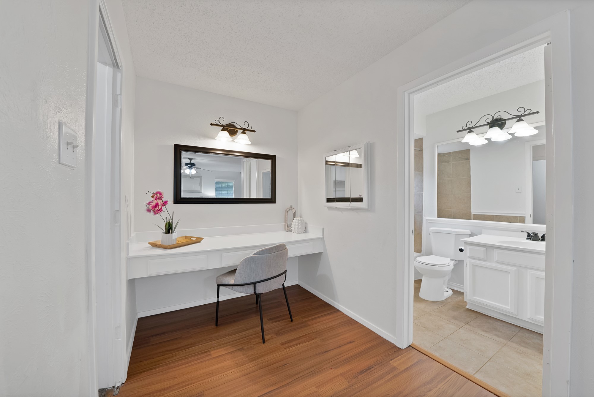 413 Wild Oak Lane Euless TX 76039