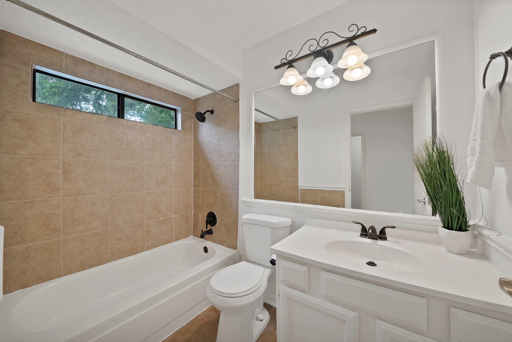 413 Wild Oak Lane Euless TX 76039