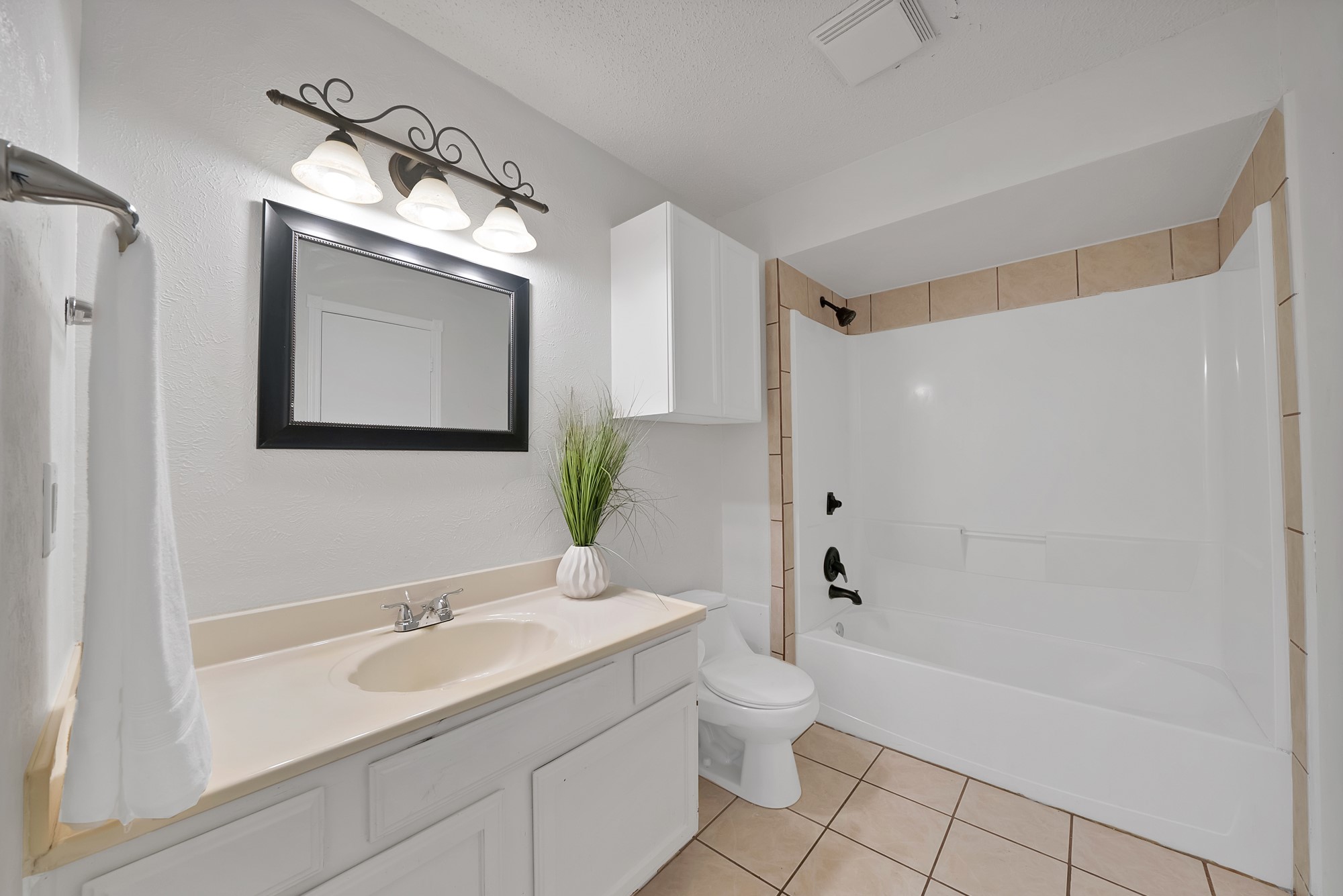 413 Wild Oak Lane Euless TX 76039