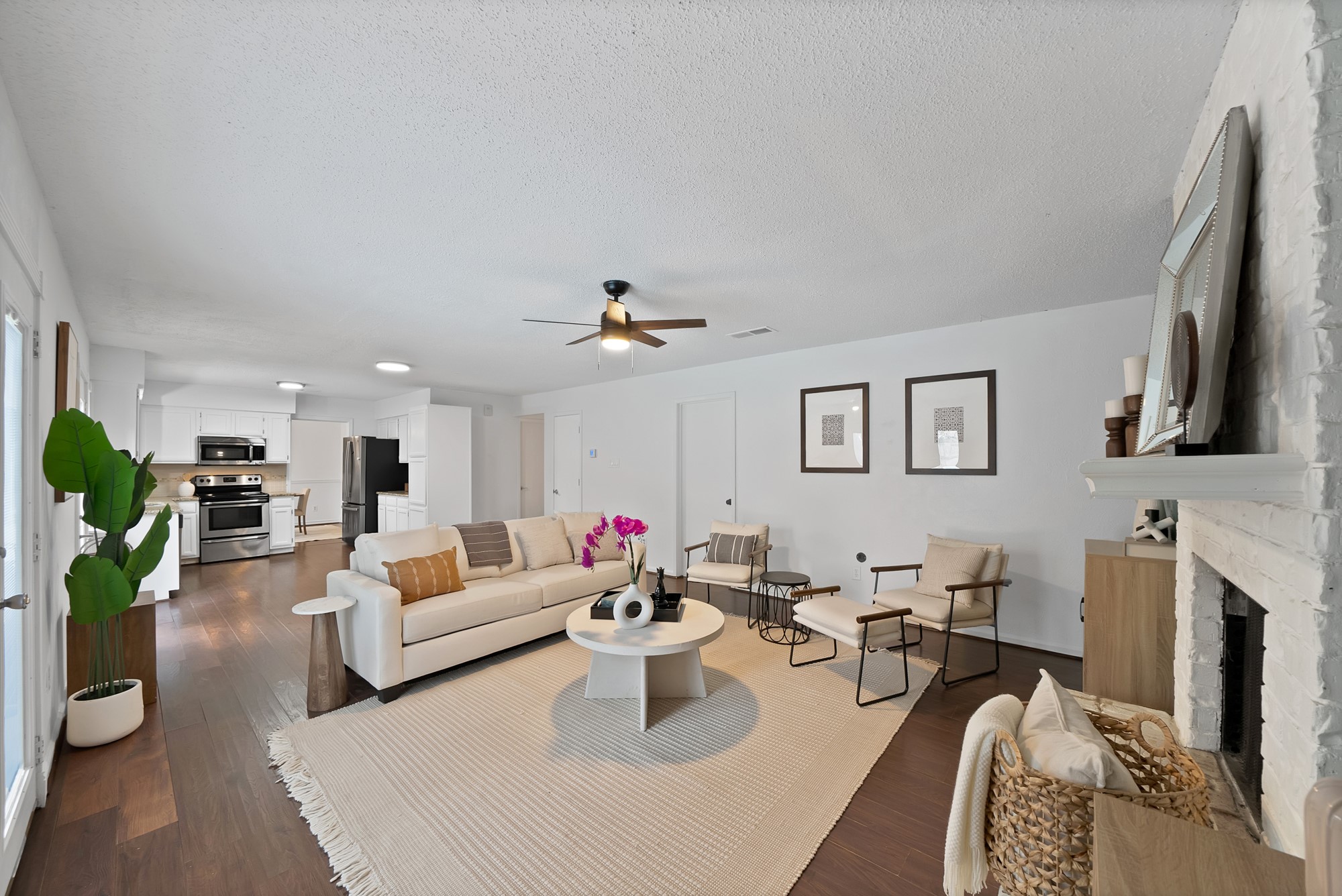 413 Wild Oak Lane Euless TX 76039