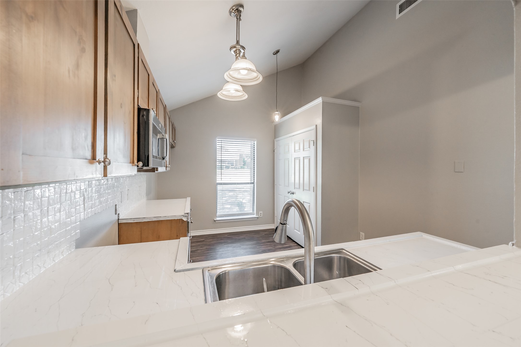 4052 La Costa Court Irving TX 75038