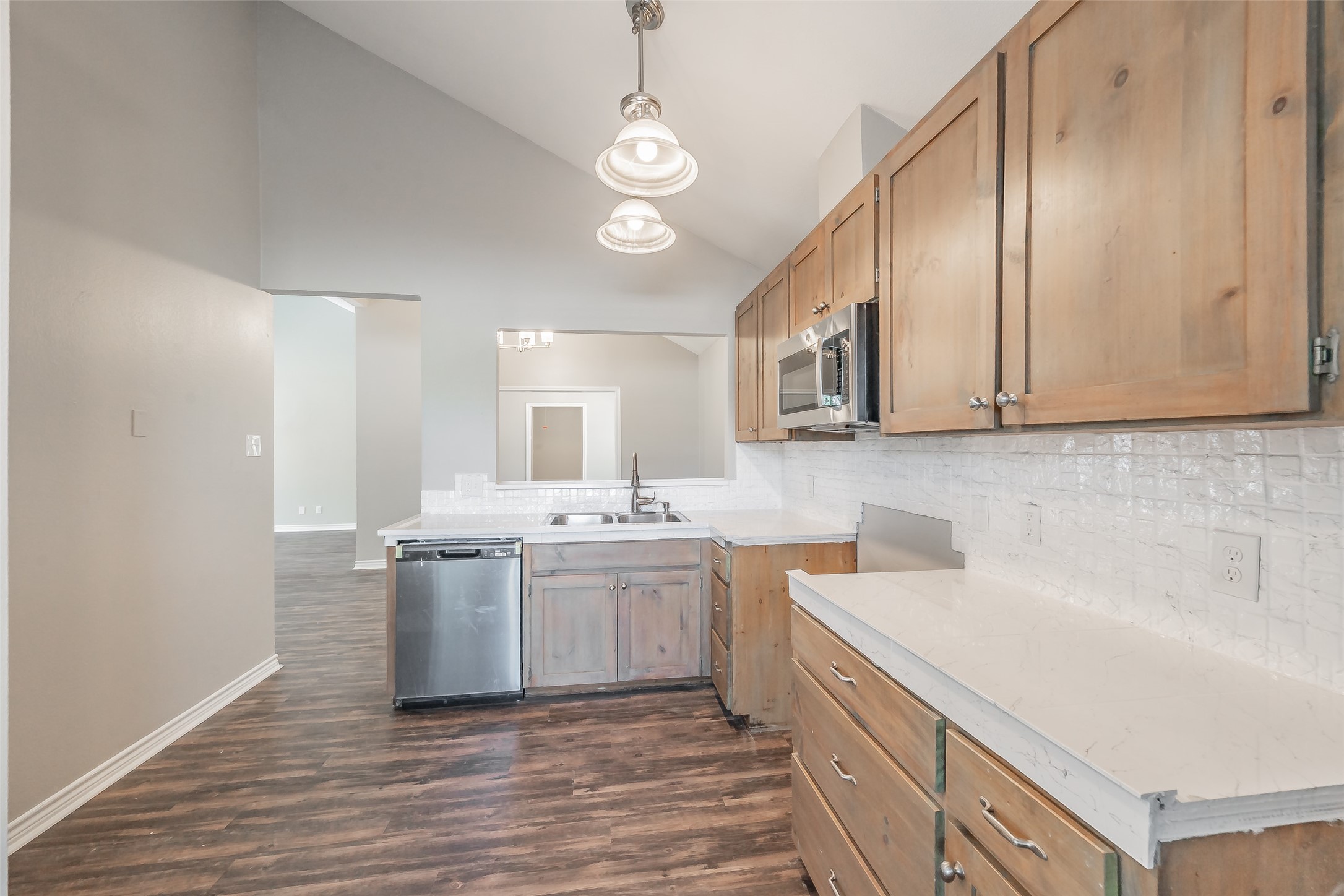 4052 La Costa Court Irving TX 75038