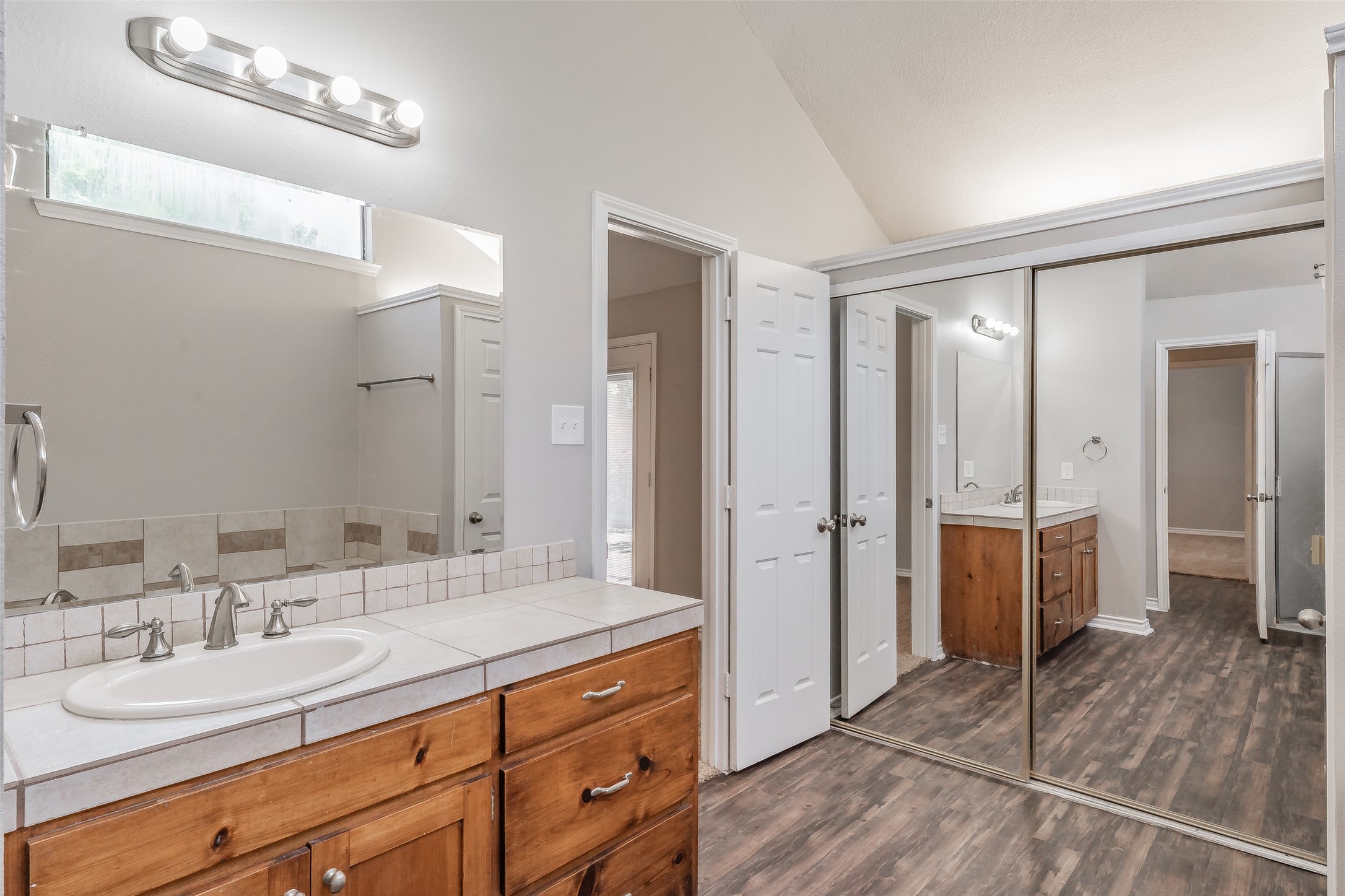 4052 La Costa Court Irving TX 75038