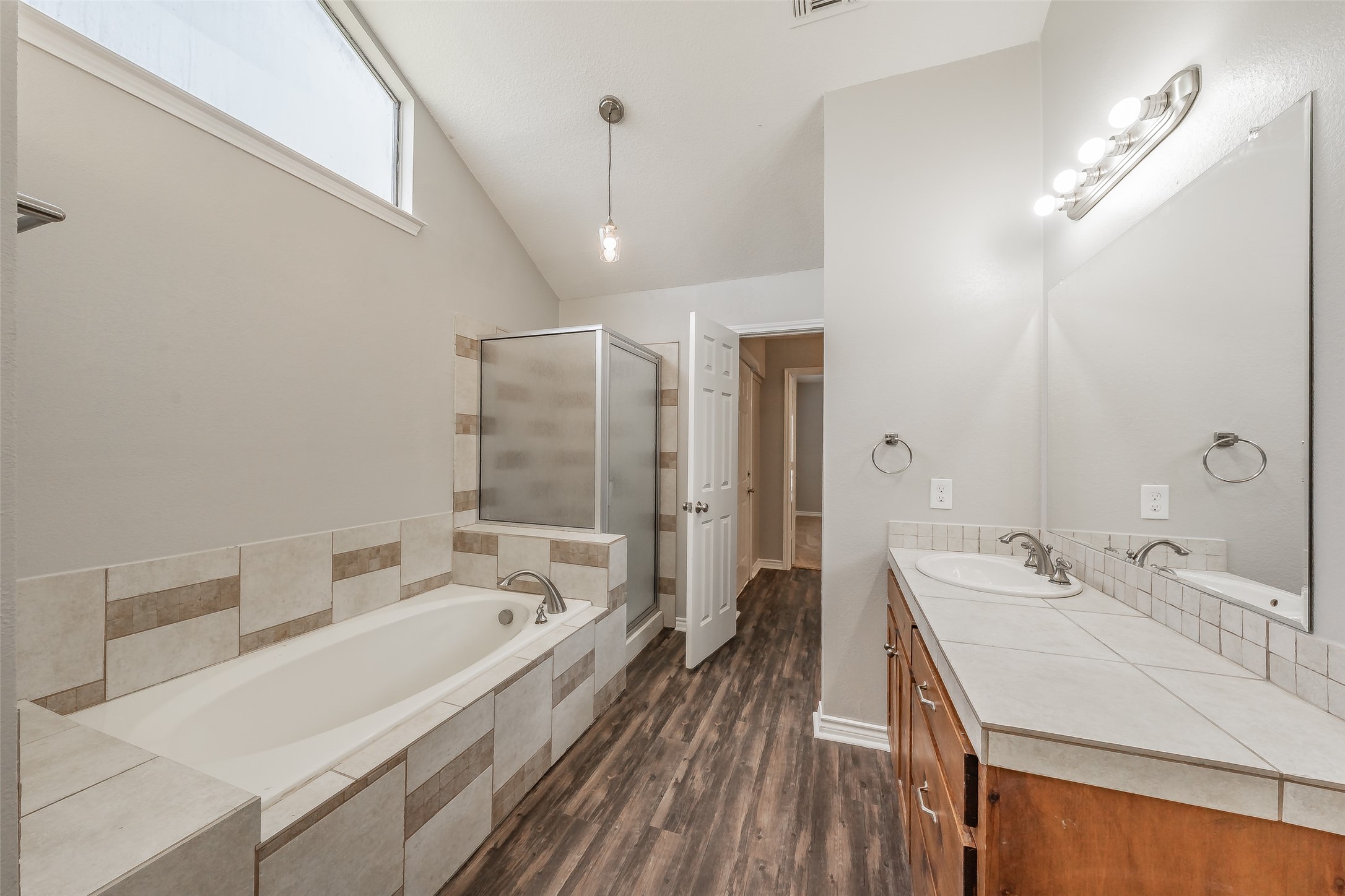 4052 La Costa Court Irving TX 75038