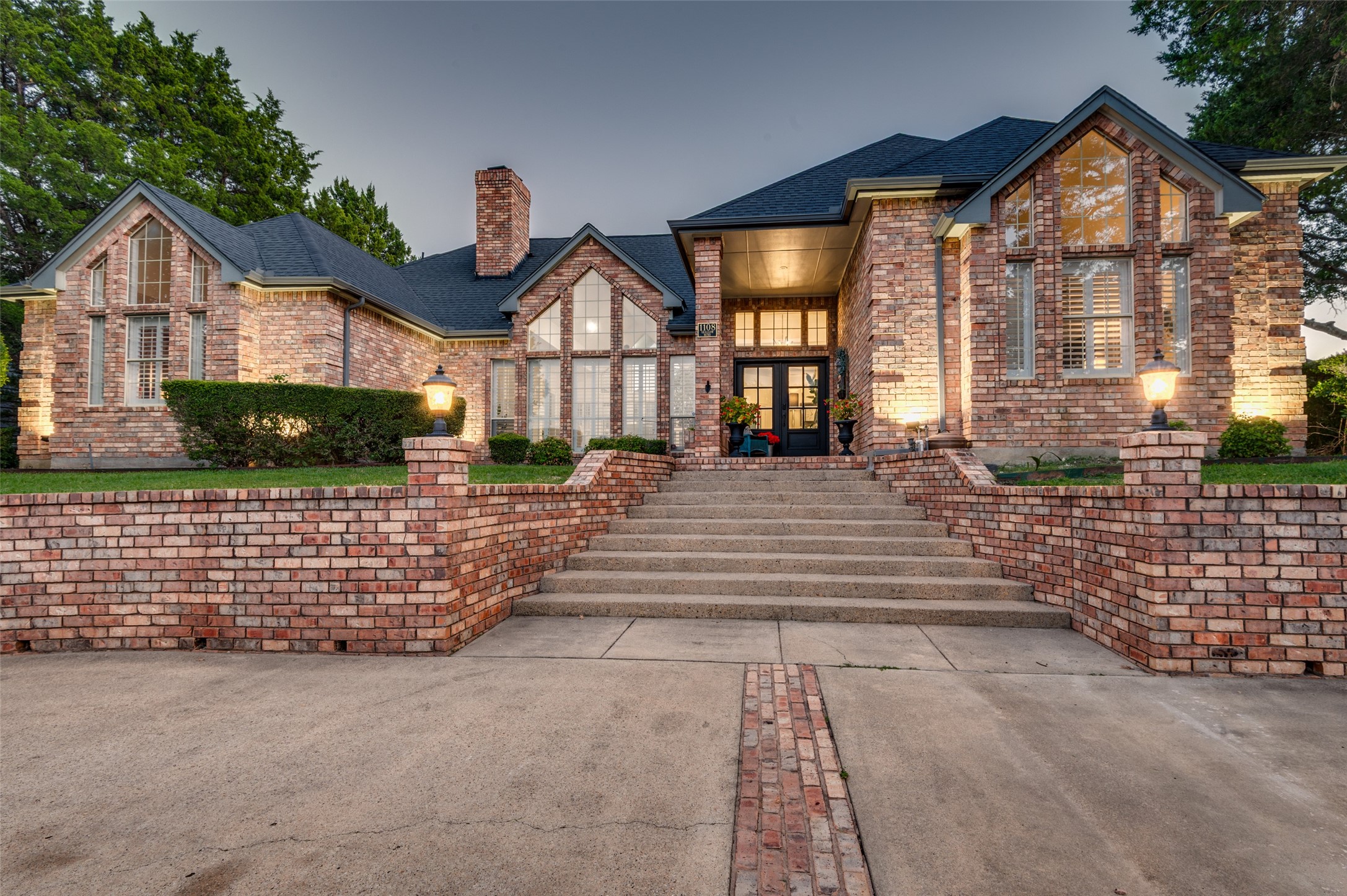 1108 Shallow Bend Drive Desoto TX 75115