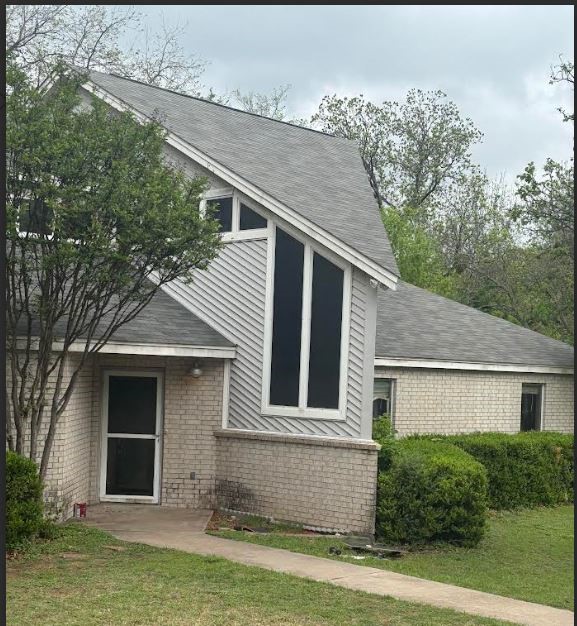 6 Creekwood Trail Bowie TX 76230