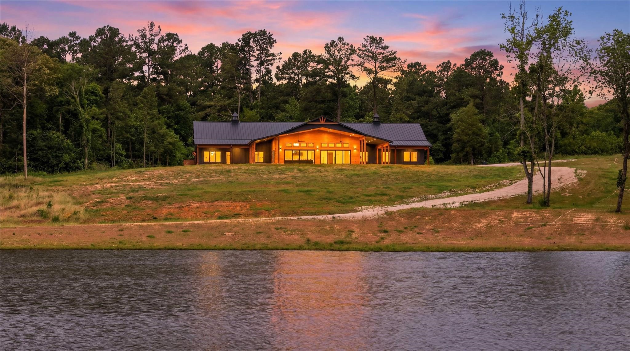 447 County Road 2211 Rusk TX 75785