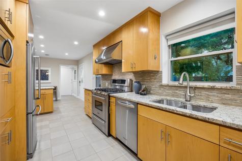 8871 Liptonshire Drive Dallas TX 75238