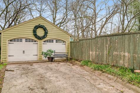 824 S Main Street Paris TX 75460