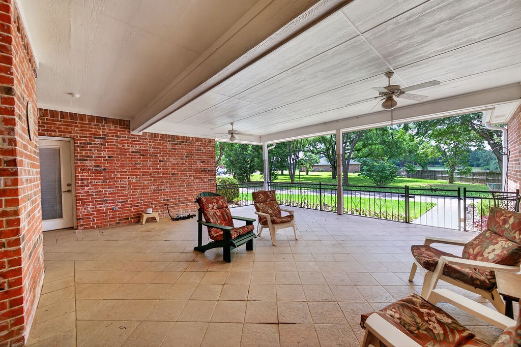 800 Rico Drive Athens TX 75751