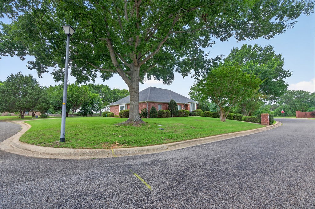 800 Rico Drive Athens TX 75751