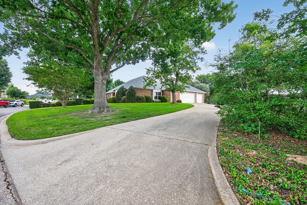 800 Rico Drive Athens TX 75751