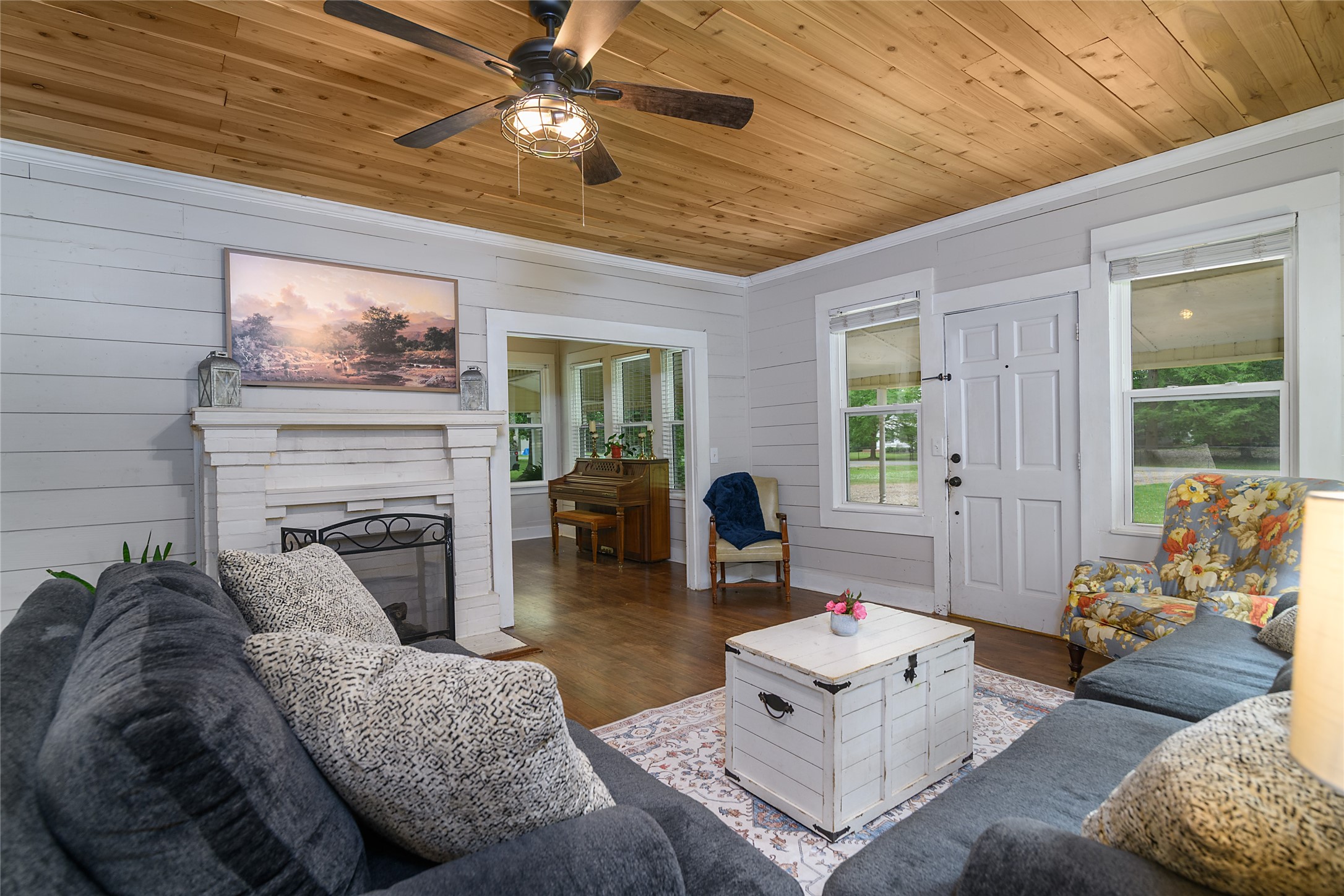 208 Louisiana Street Belcher LA 71004