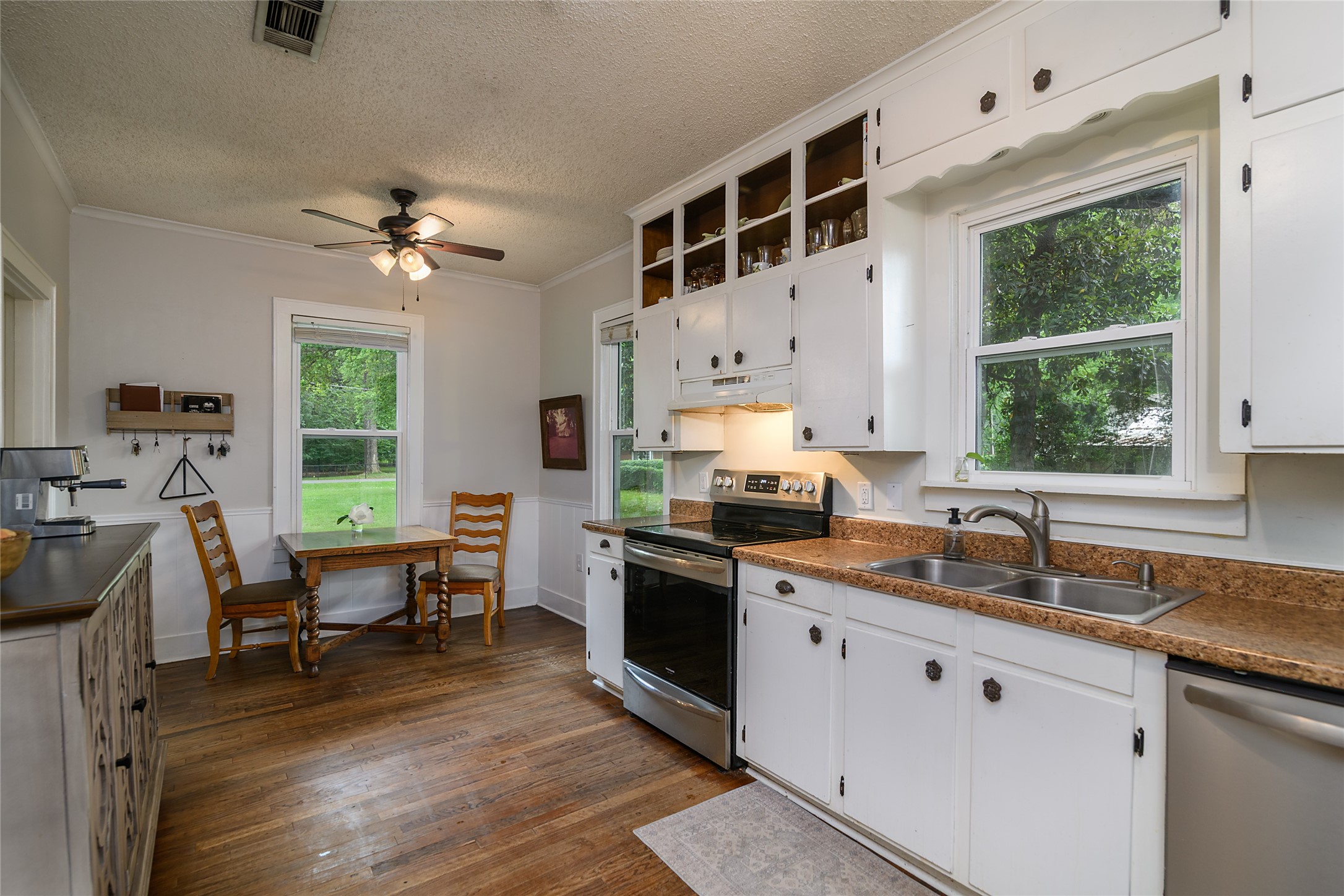 208 Louisiana Street Belcher LA 71004