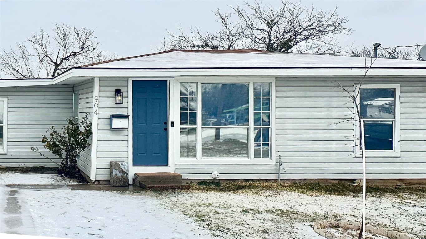 904 8th Street Brownwood TX 76801