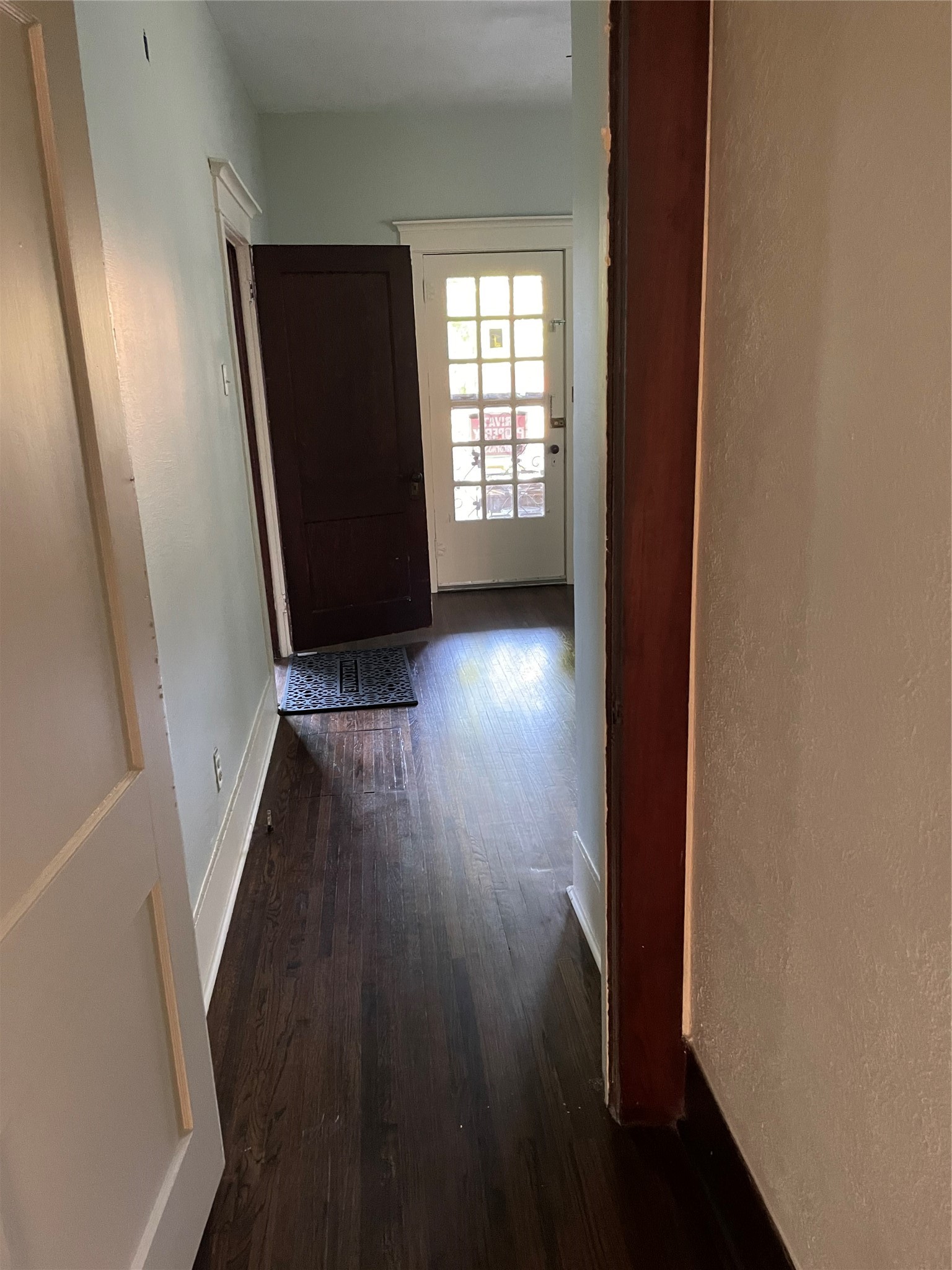 205 Rosemont Avenue Dallas TX 75208
