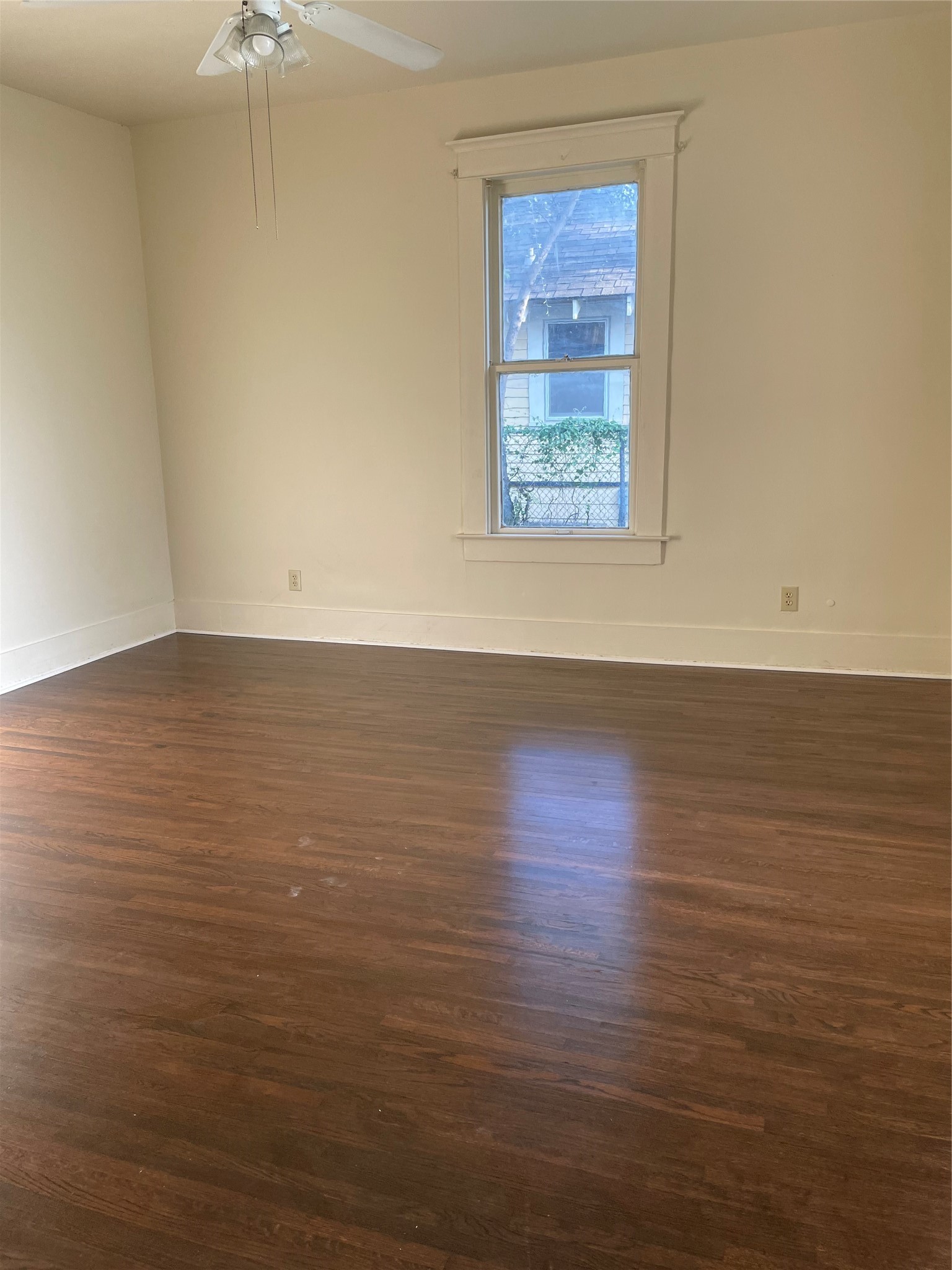 205 Rosemont Avenue Dallas TX 75208
