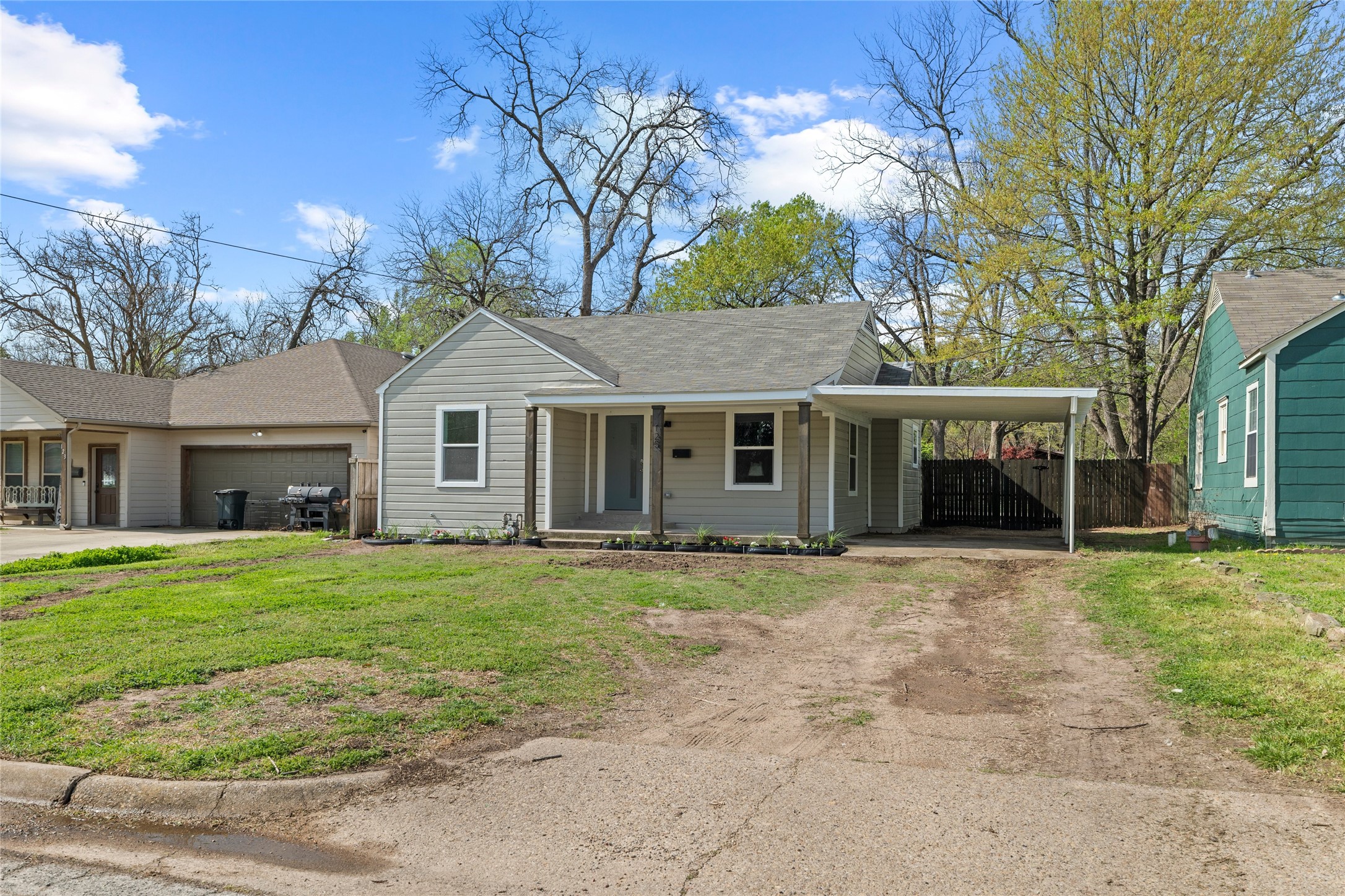 125 W Damon Street Terrell TX 75160