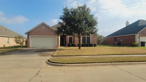 807 Bent Wood Lane Cleburne TX 76033