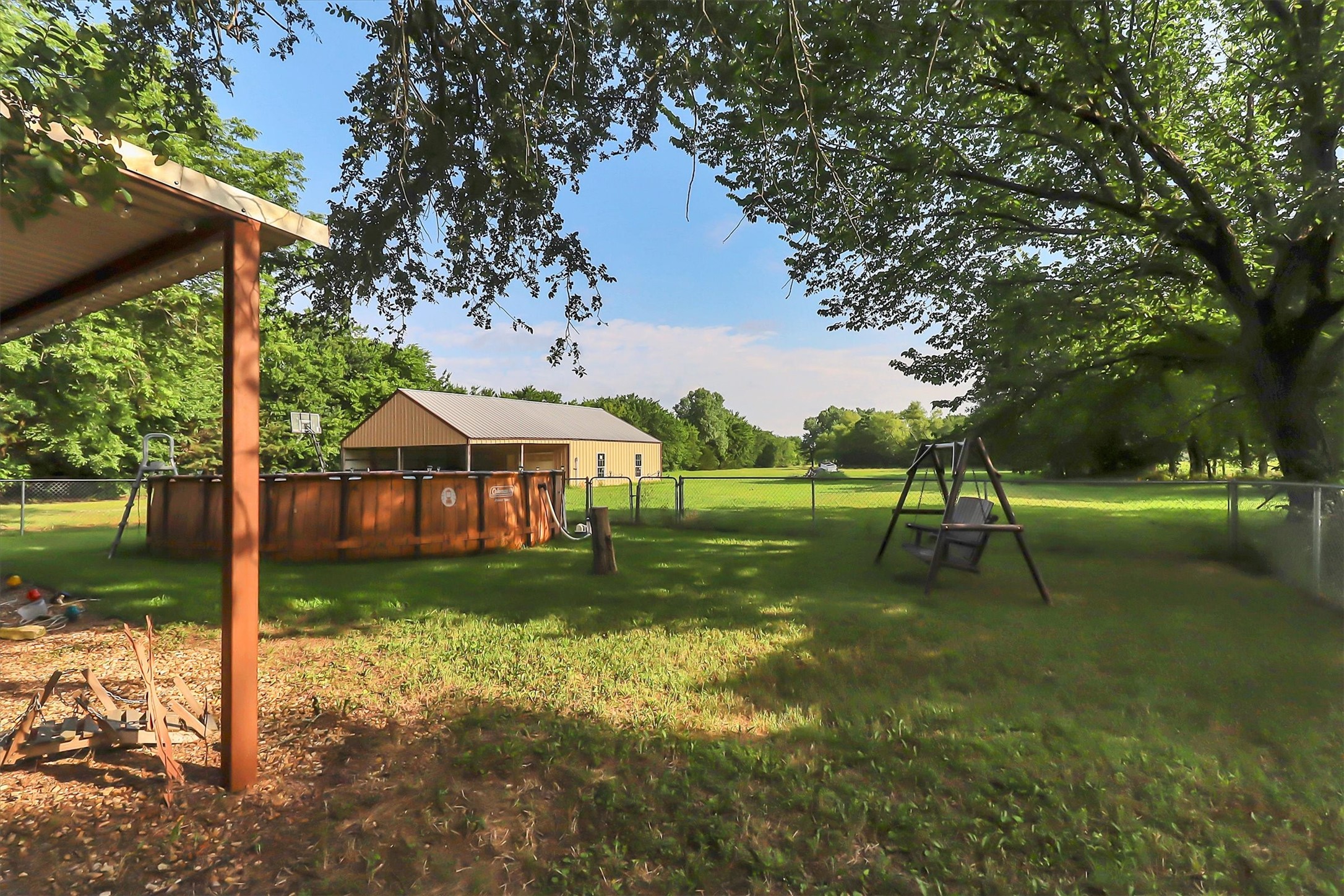 1468 County Road 4015 Savoy TX 75479