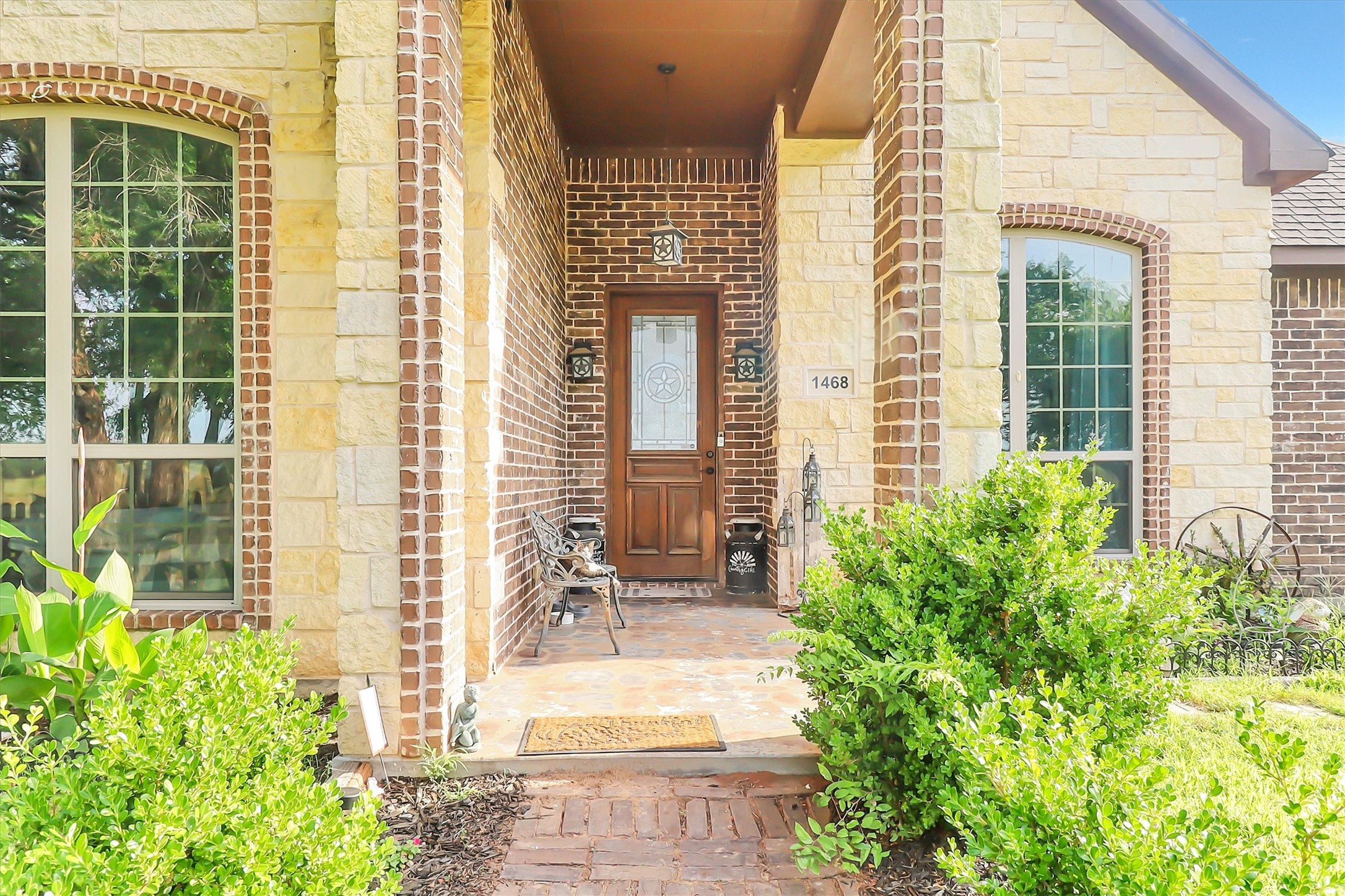 1468 County Road 4015 Savoy TX 75479