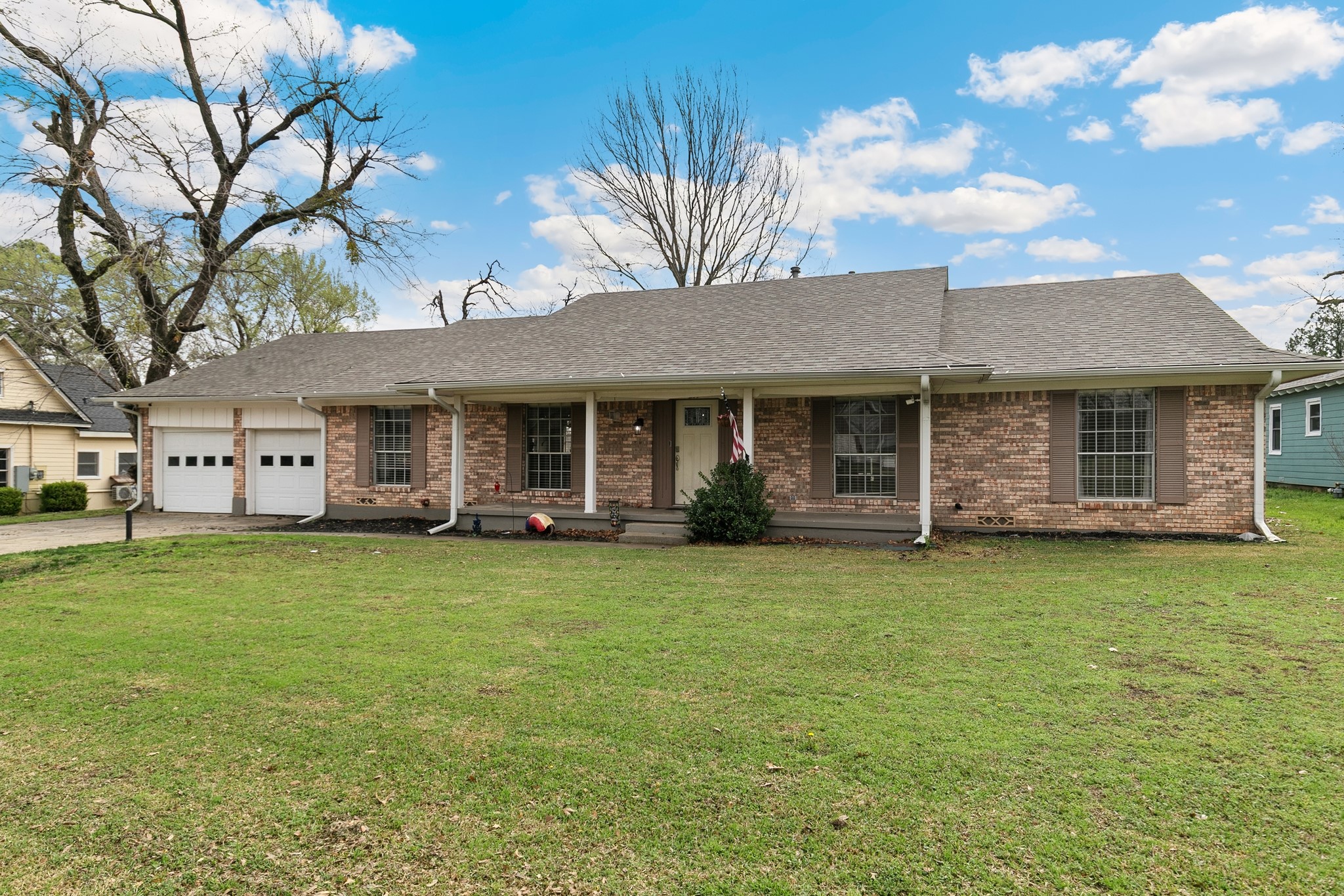214 Center Street Whitesboro TX 76273