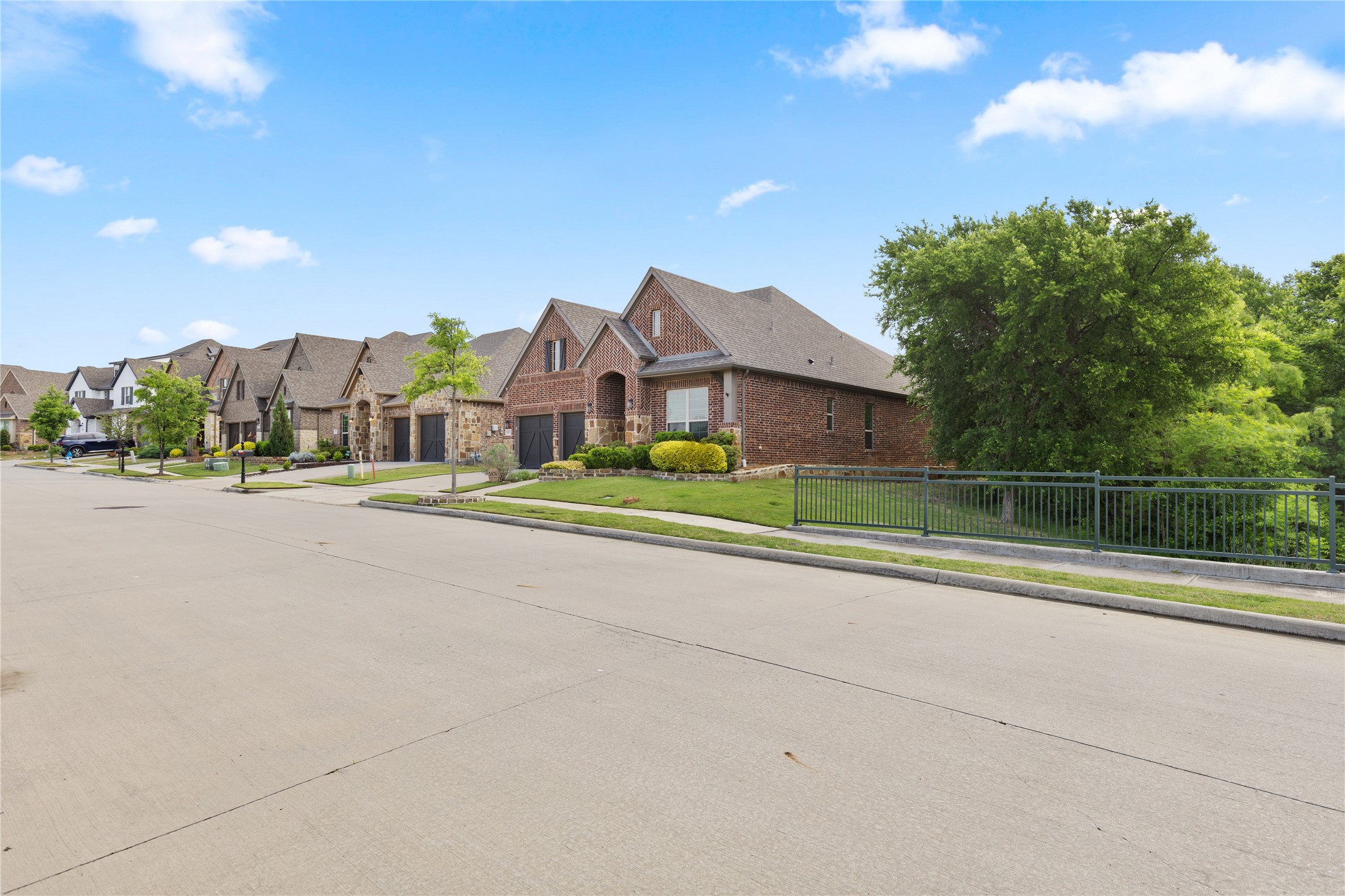 5876 Austin Waters The Colony TX 75056