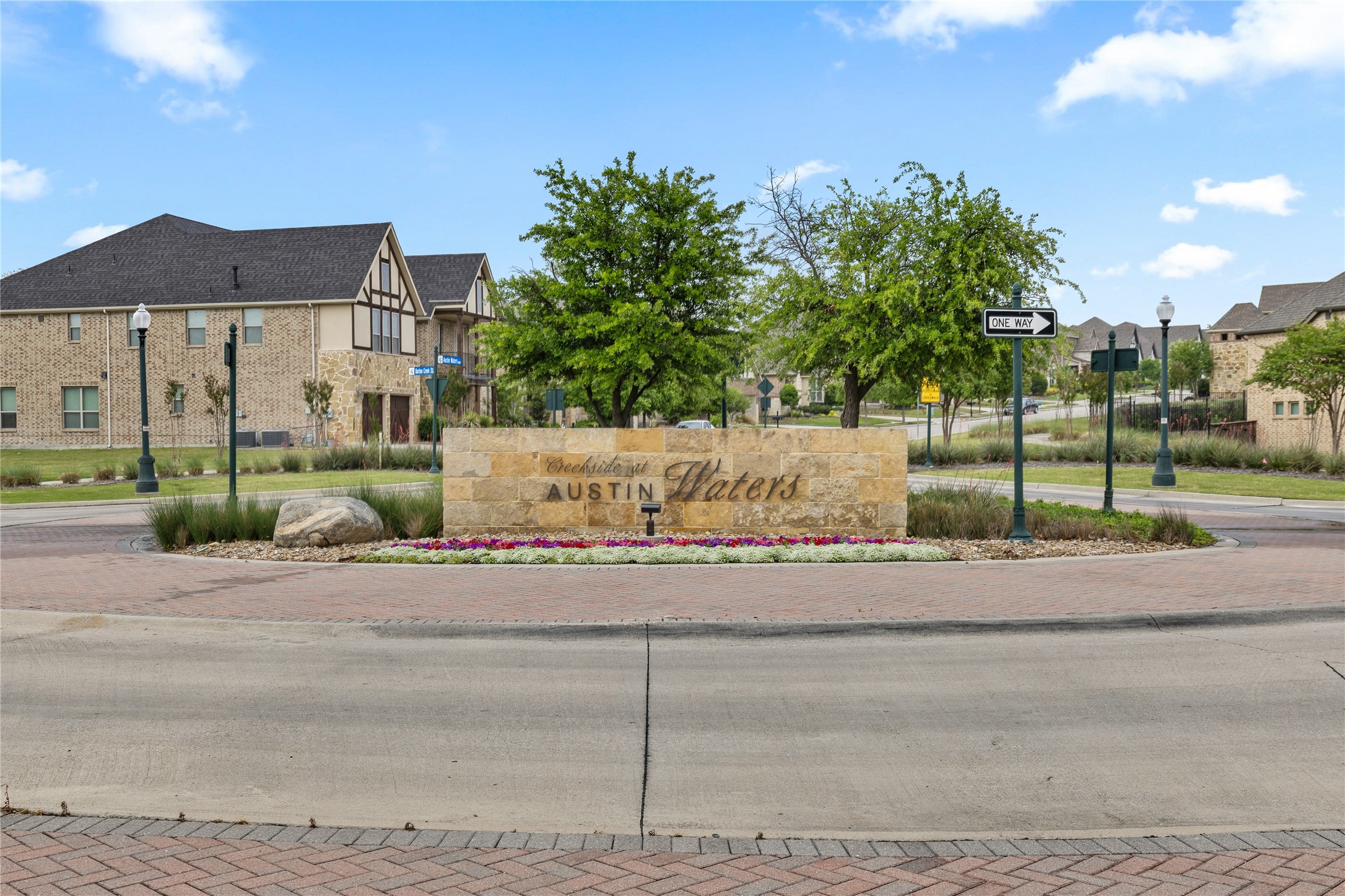 5876 Austin Waters The Colony TX 75056