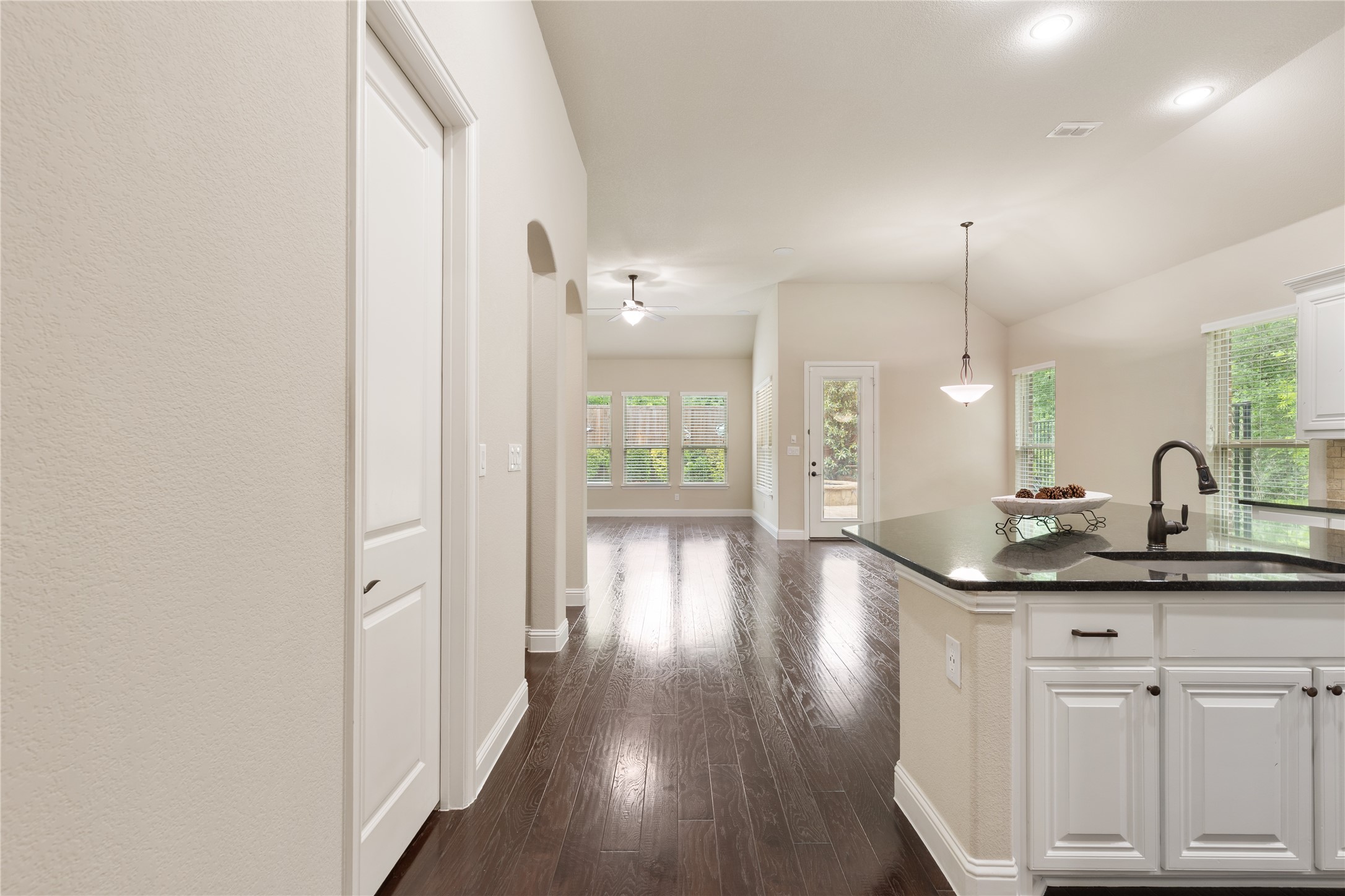 5876 Austin Waters The Colony TX 75056