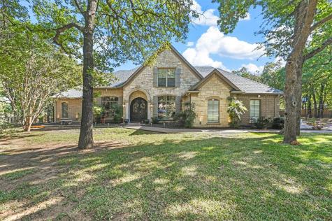 127 Country Vista Circle Burleson TX 76028