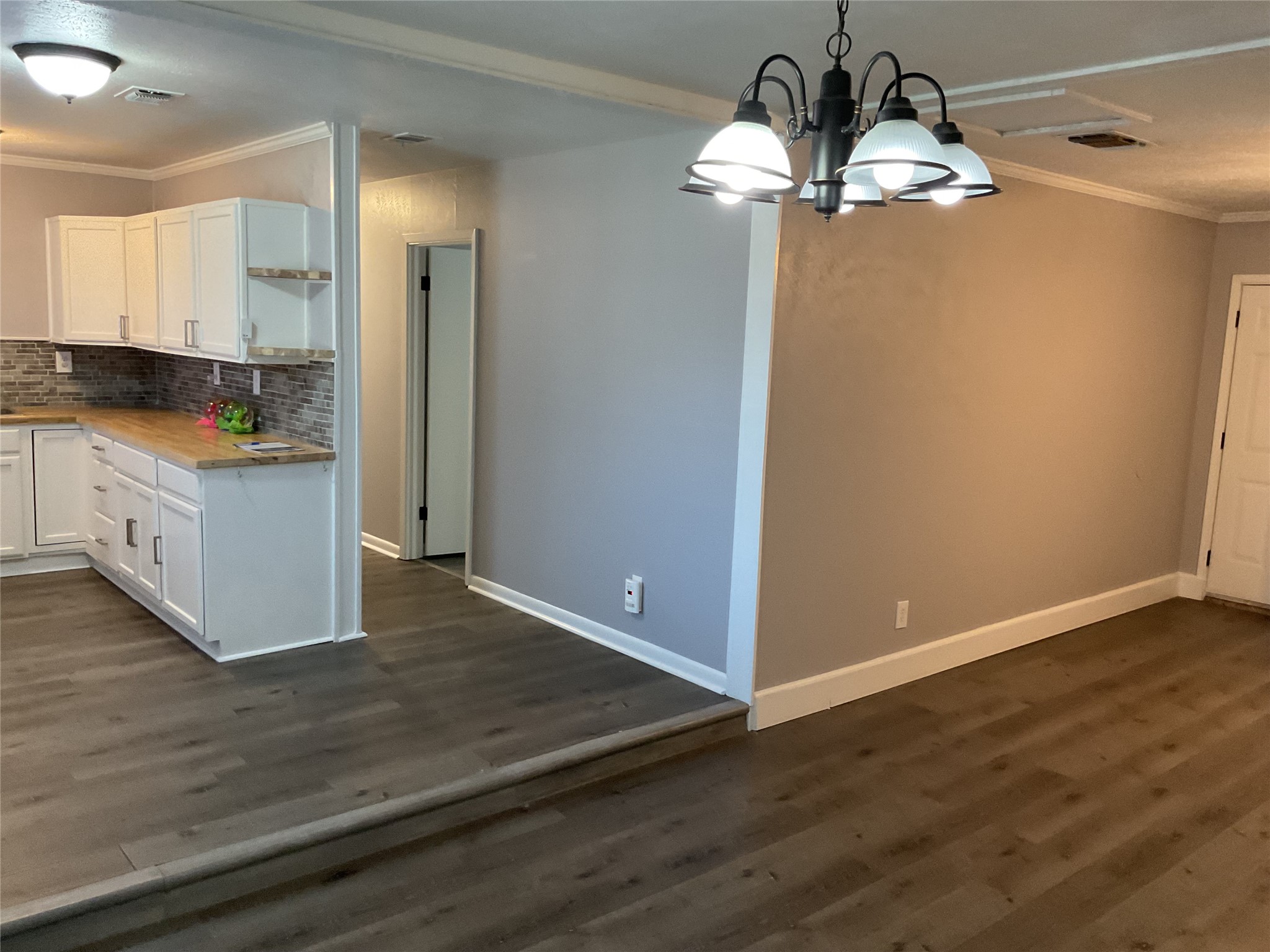 1405 W Ball Street Weatherford TX 76086