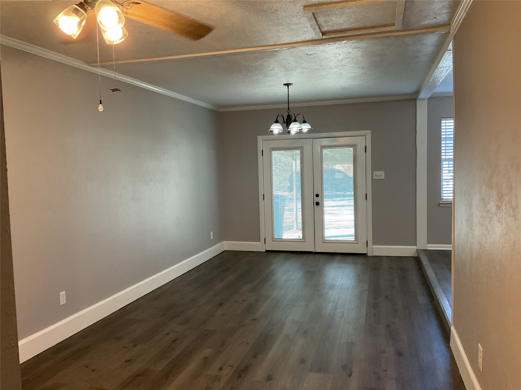 1405 W Ball Street Weatherford TX 76086