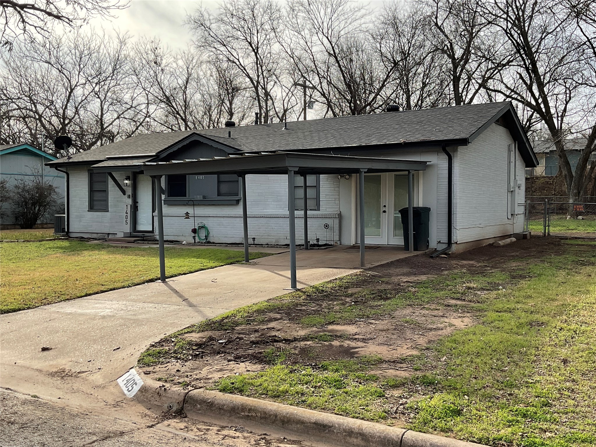 1405 W Ball Street Weatherford TX 76086