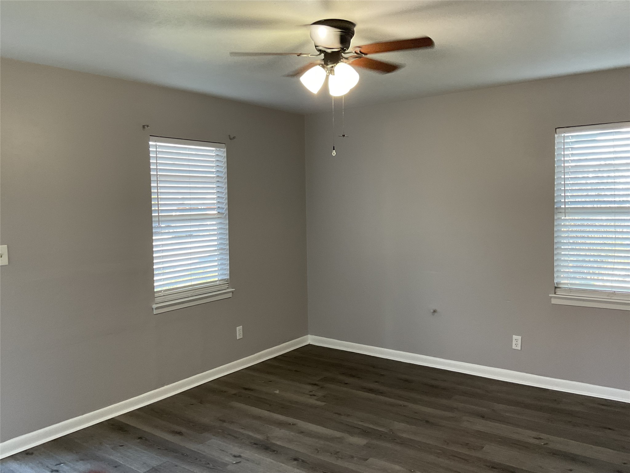 1405 W Ball Street Weatherford TX 76086