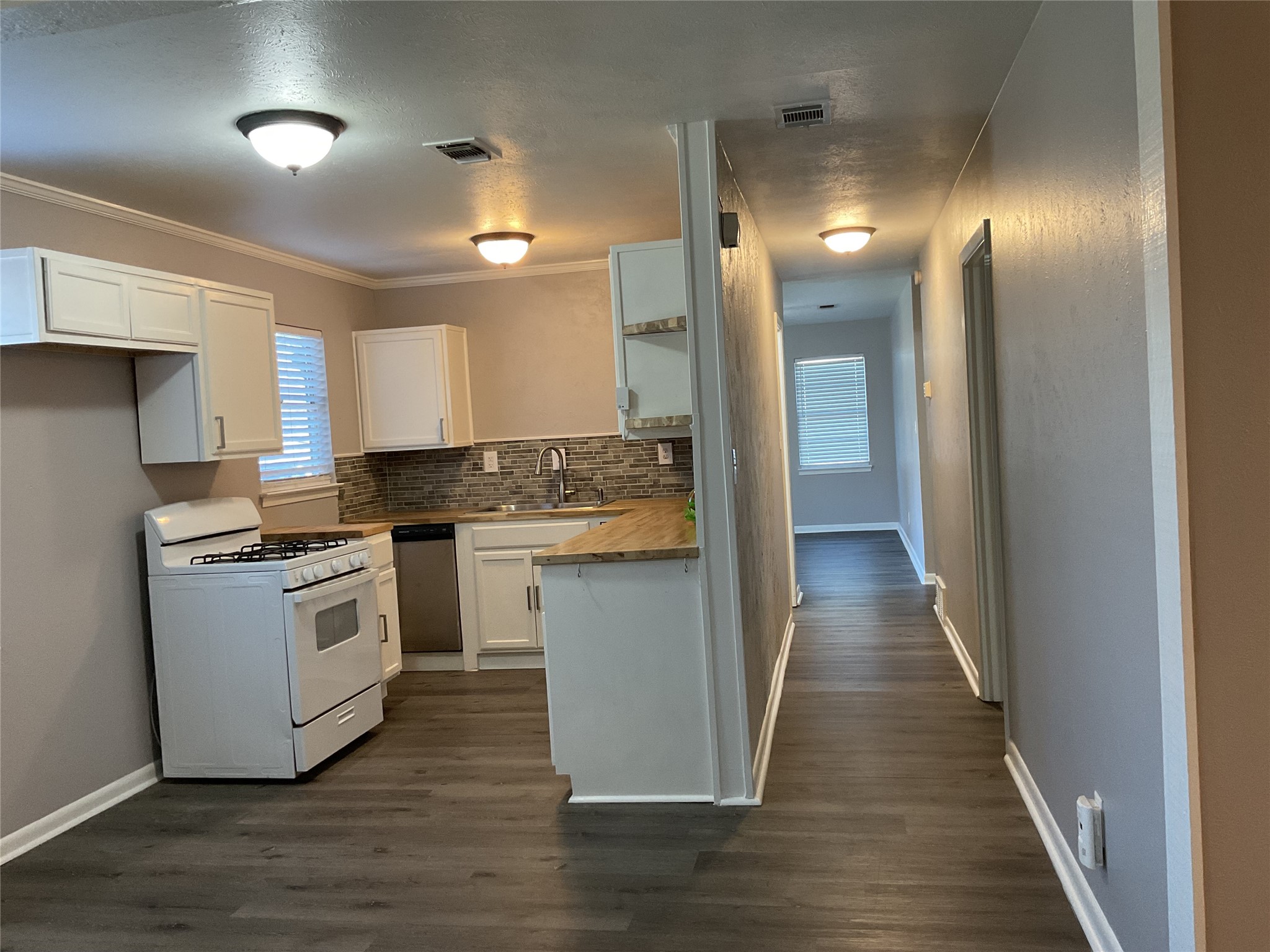 1405 W Ball Street Weatherford TX 76086